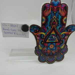 Hand Eye in Center Flowers