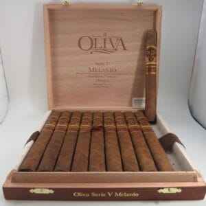 OLIVA SERIE V MELANIO 7X50 CHURCHILL BX 10CT