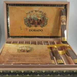 AJF NEW WORLD DORADO ROBUSTO BX 10CT
