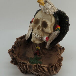 FUJIMA NATIVE SKULL WITH EAGLE ASHTRAY LT70