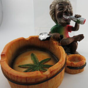 FUJIMA JAMAICAN POLY RESIN ASHTRAY LT71