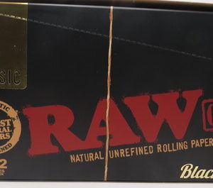 RAW CLASSIC CONES BLACK 1 1/4 6PK BX 32CT