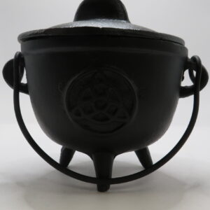 CAULDRON CAST IRON WITH LID TRIQUETRA BR96