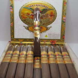 SAN CRISTOBAL GOLDEN HOUR DORADO BX 25CT